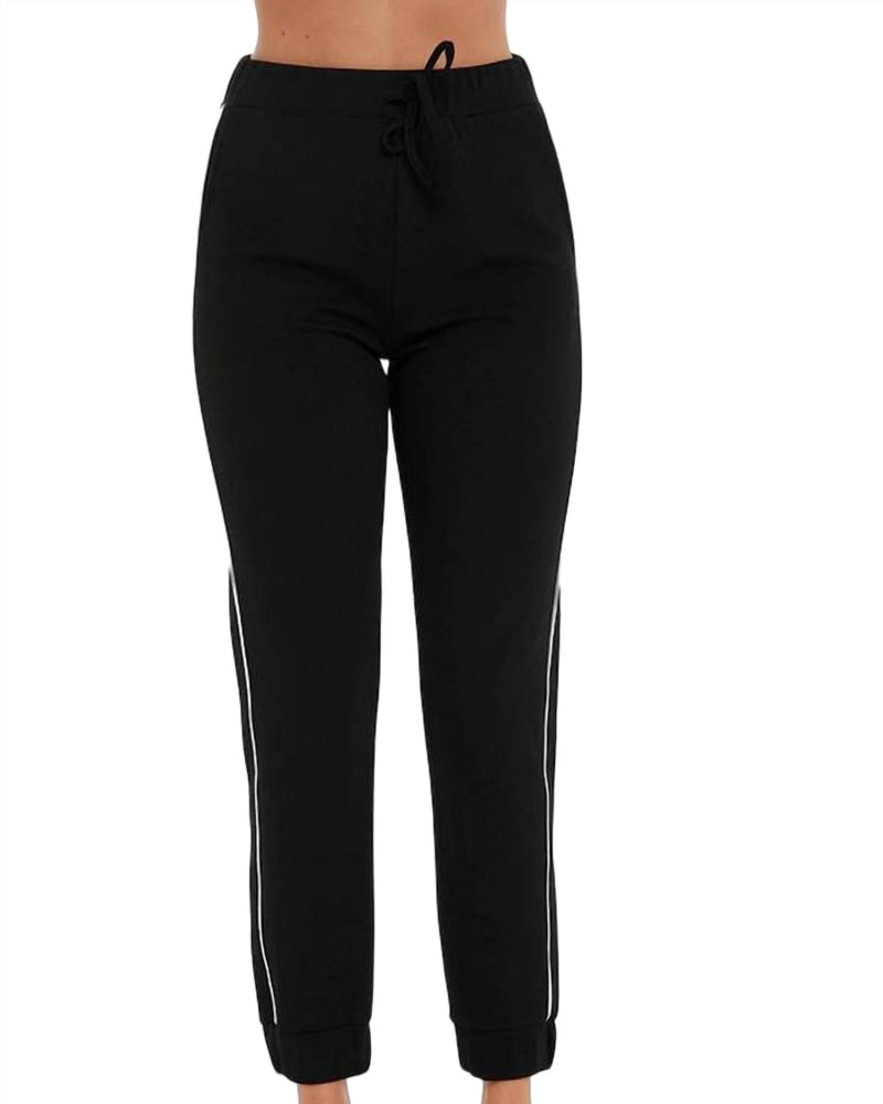 Front of a model wearing a size XL Lauren Jogger Pant In Black in Black by french kyss. | dia_product_style_image_id:360130